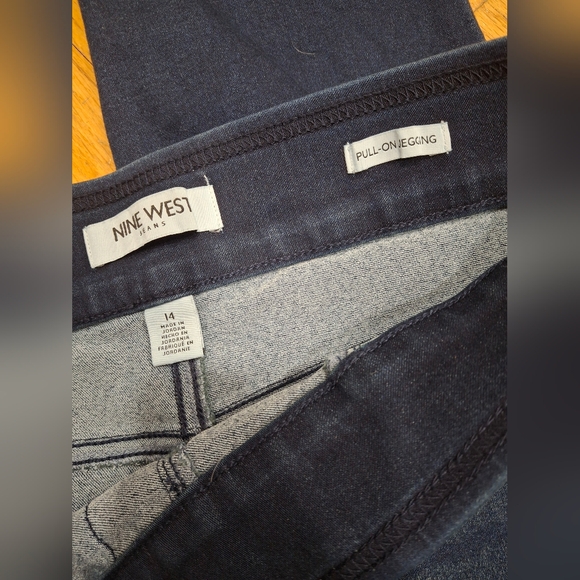 Nine West Dark Blue Skinny Jeans - Picture 5 of 7